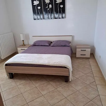 Lily * Novi Vinodolski